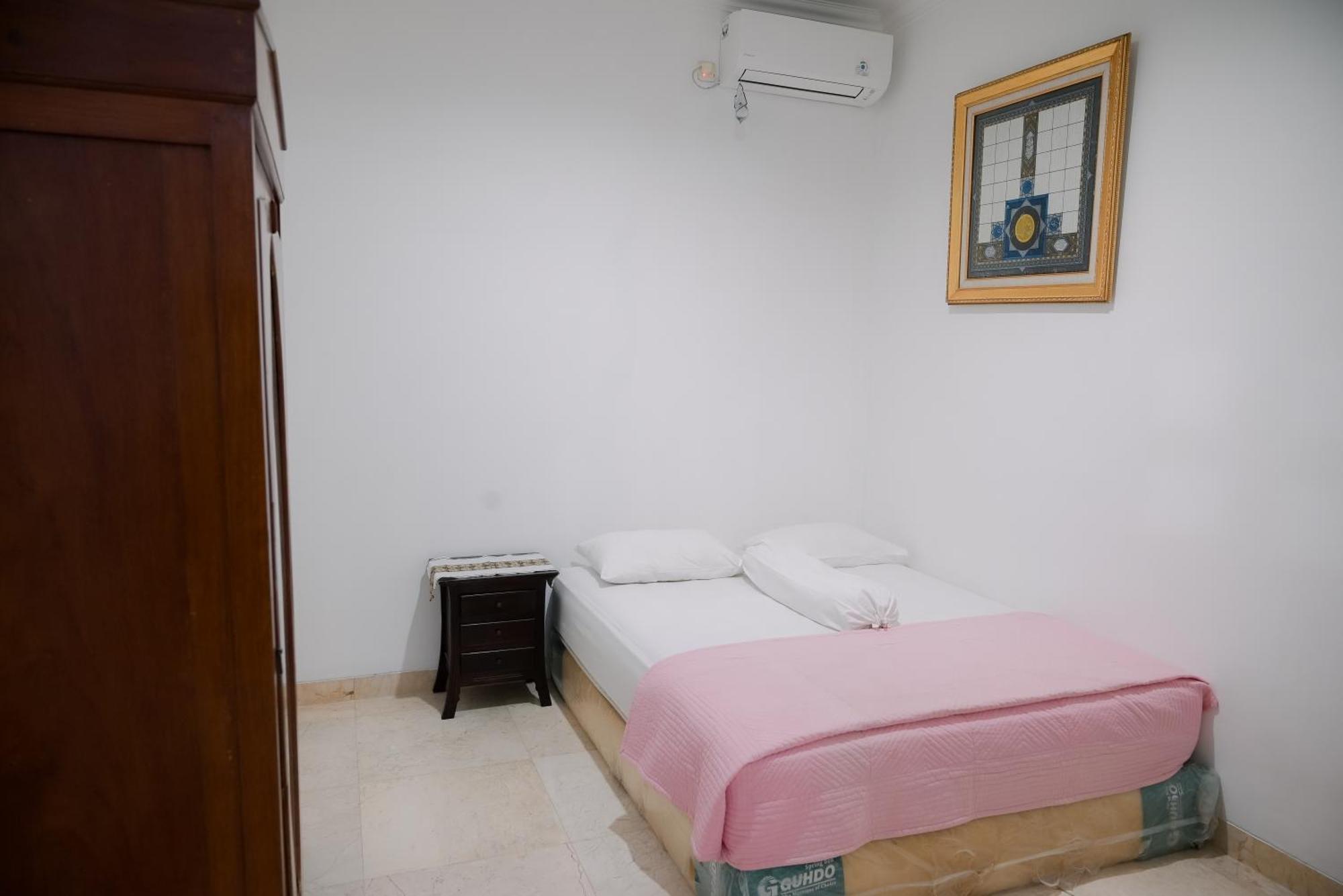 Kirana Guest House Bogor Eksteriør bilde