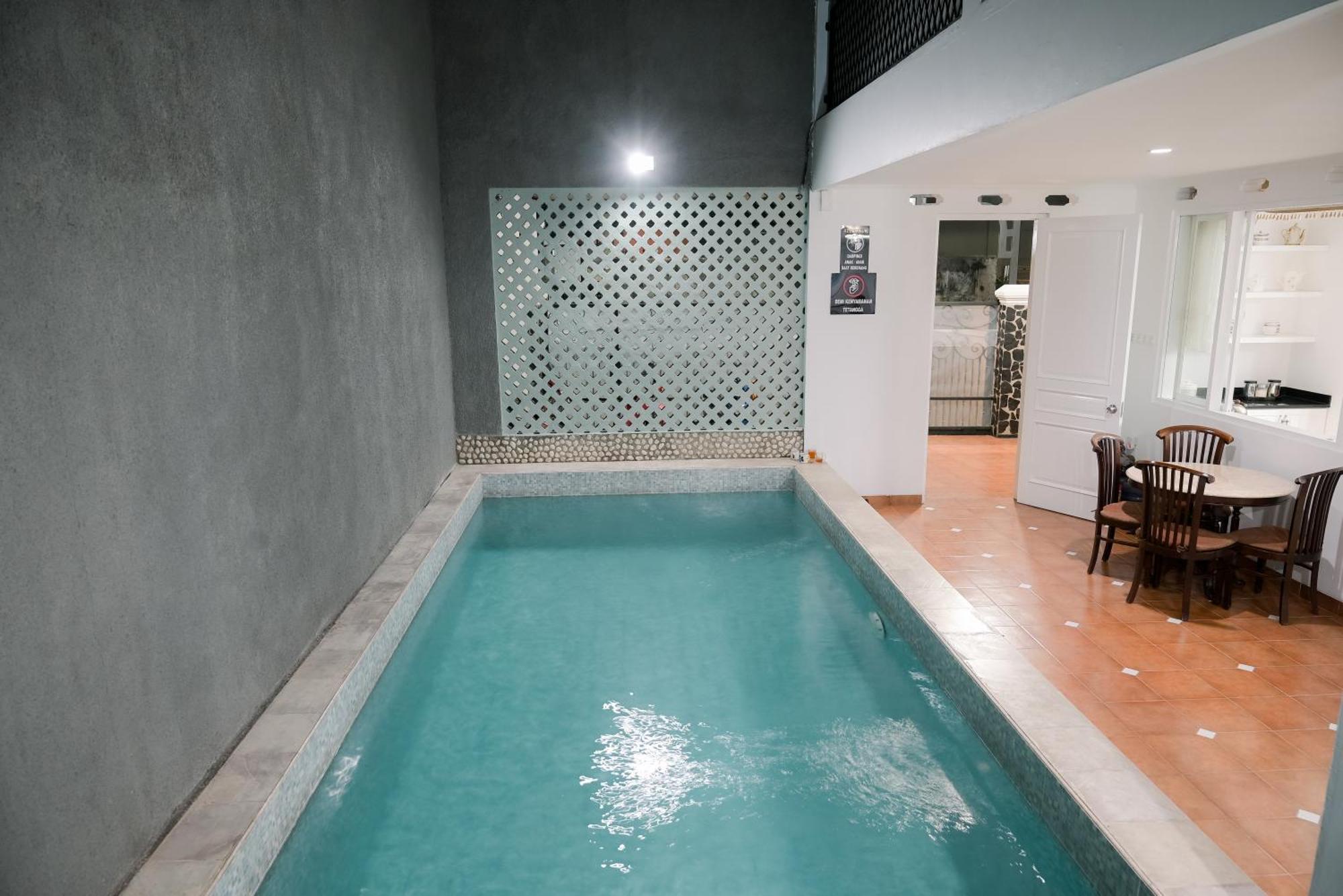 Kirana Guest House Bogor Eksteriør bilde
