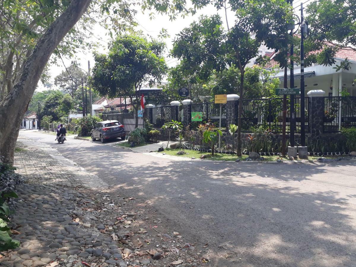 Kirana Guest House Bogor Eksteriør bilde